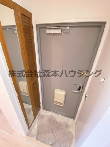 【玄関】 | 　リベラルマンション | 落ち着いた玄関です