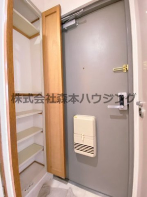【収納】 | 　リベラルマンション | シューズクローゼットついてます