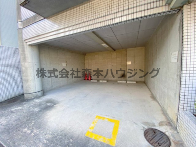 【駐車場】 | 　リベラルマンション | 駐車場があります