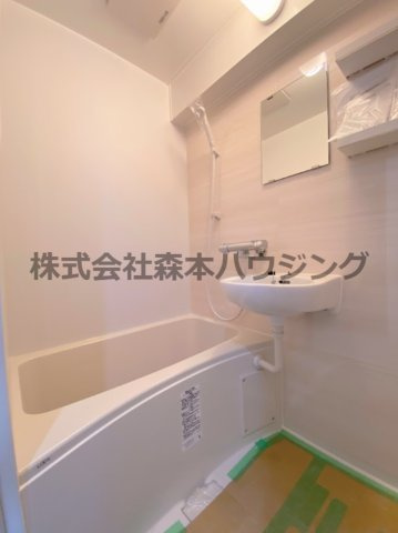 【浴室】 | 　リベラルマンション | お風呂で日々の疲れを落としましょう