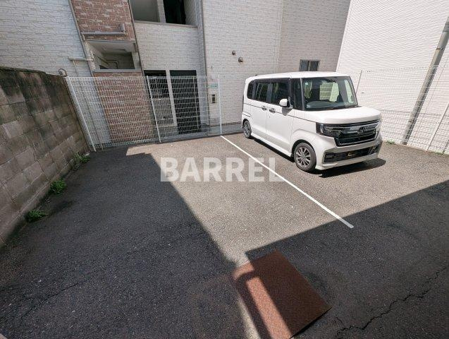 メビウス佃レジデンスの駐車場