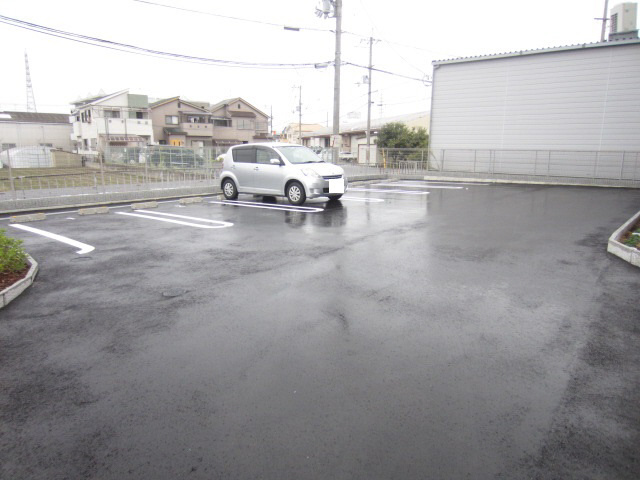 【駐車場】