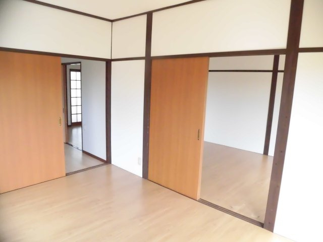 フラットハウスの内装