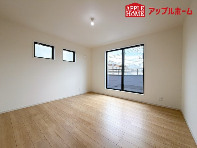 さいたま市北区別所町1期の洋室|居室は全室収納あり！たっぷりある収納活用でお部屋もキレイを保てます♪