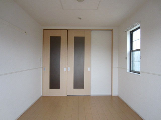 【寝室】