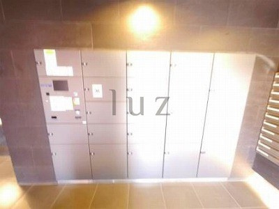 フェニックス新横濱エオールのその他共用部分|不在でも安心の宅配ボックス！