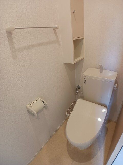 サンハイツ北六甲六番館のトイレ
