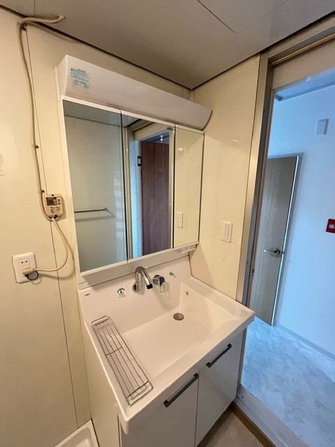 京王山田マンションＡ棟の洗面所