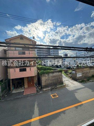 大阪市北区豊崎６丁目の一戸建ての駐車場|カースペースがあります