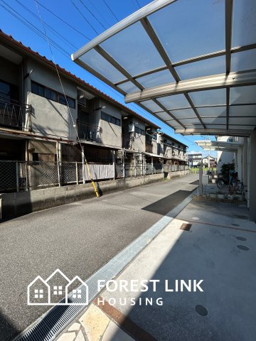 高見の里2　戸建の前面道路含む現地写真