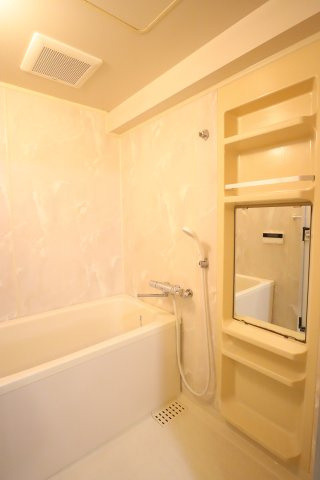 ライオンズマンション姫路東今宿の浴室|浴室