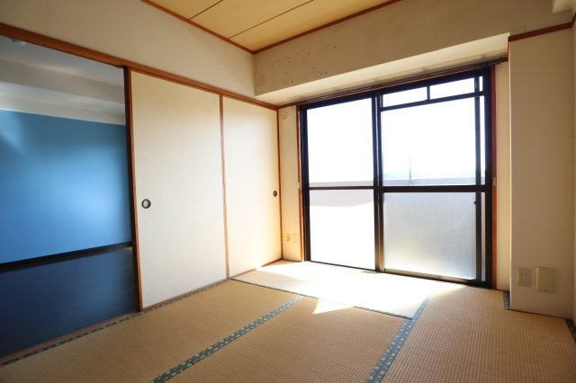 ライオンズマンション姫路東今宿の和室|バルコニーに面した和室です！