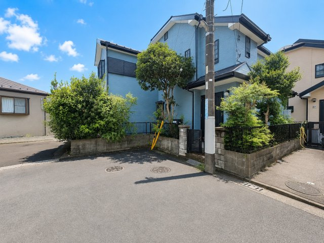 【外観】 | ◆麻生区上麻生5丁目　中古戸建◆ | ◆住宅ローンのご相談や周辺環境のご案内も含め、ローンに詳しい、地元に詳しいスタッフがお出迎えさせていただきます。お気軽にご相談ください。
