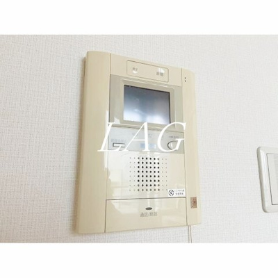 【セキュリティ】 | カーサ・アカマ | モニター付きインターホンです。