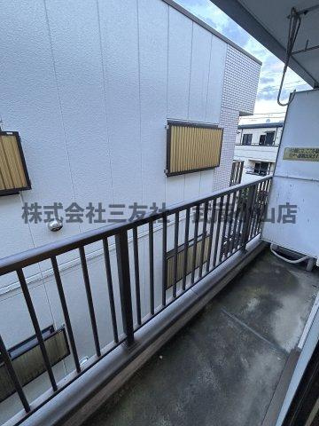 【バルコニー】 | 戸部ビル