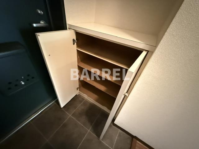 豊中市上野西２丁目の賃貸マンションの収納