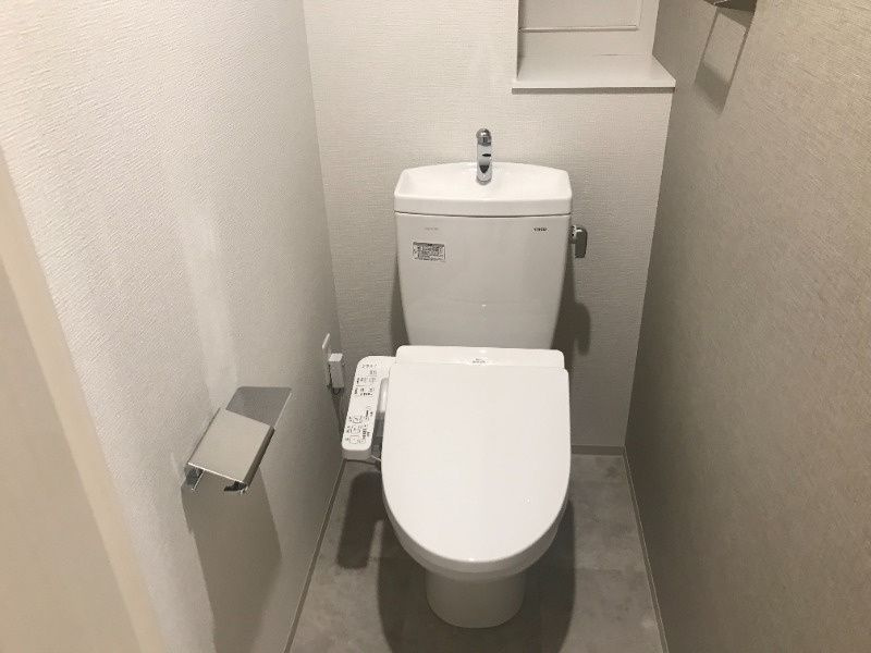 大阪市西区立売堀３丁目の賃貸マンションのトイレ