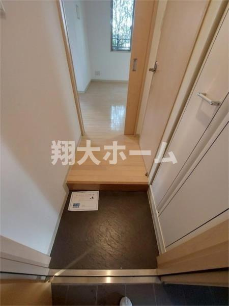ライトシード浅草の玄関