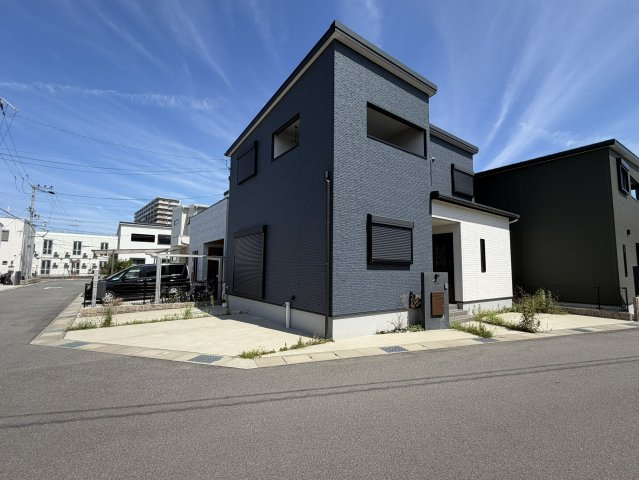 泉佐野市羽倉崎上町3丁目貸家の庭