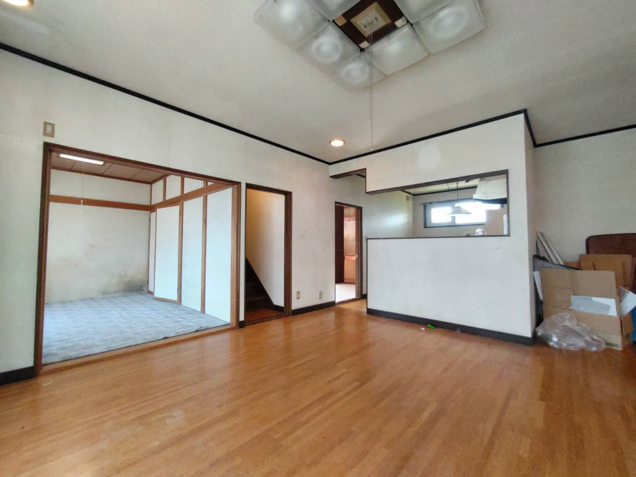 星が浦北2丁目　中古住宅の居間・リビング