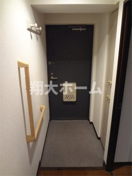 ジャネス菊水の玄関