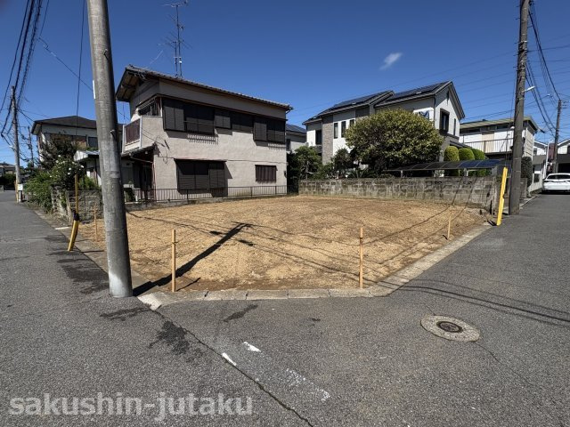 松が丘１丁目　売地の外観|松が丘１丁目　売地　建築条件なし　丁度い４３坪　東南×南西公道面角地　更地渡し