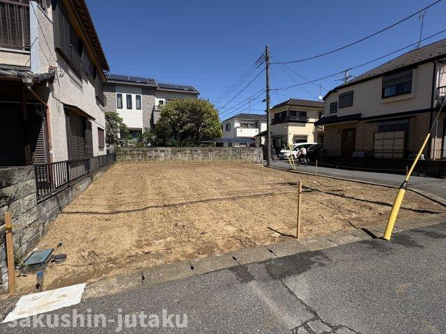 松が丘１丁目　売地の外観|松が丘１丁目　売地　建築条件なし　丁度い４３坪　東南×南西公道面角地　更地渡し