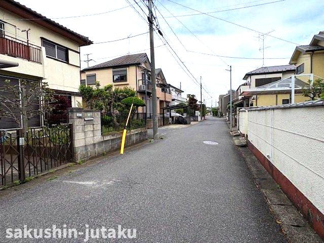 松が丘１丁目　売地の前面道路含む現地写真|南西側の道路　4.9ｍ公道　