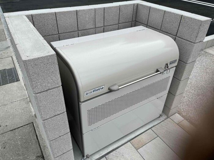 セルファ メゾン 三田のその他