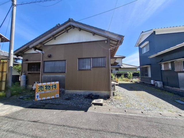 売中古戸建　藤枝市与左衛門の前面道路含む現地写真|気になったら、U2JAPANにお問合せください。
