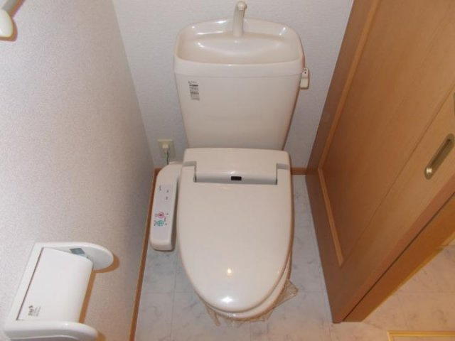 ポライトリーＡのトイレ|トイレもきれいです