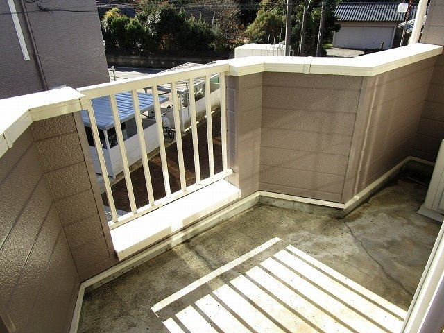 シェルエトワールのバルコニー|バルコニーからの眺めを楽しみながら食事をしませんか