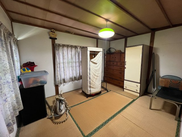 宇佐市大字住江　２階建　５DKの和室