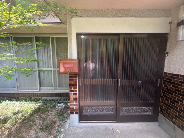 宇佐市大字住江　２階建　５DK