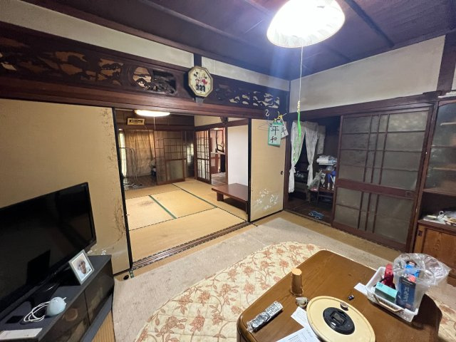 宇佐市大字住江　２階建　５DKの和室