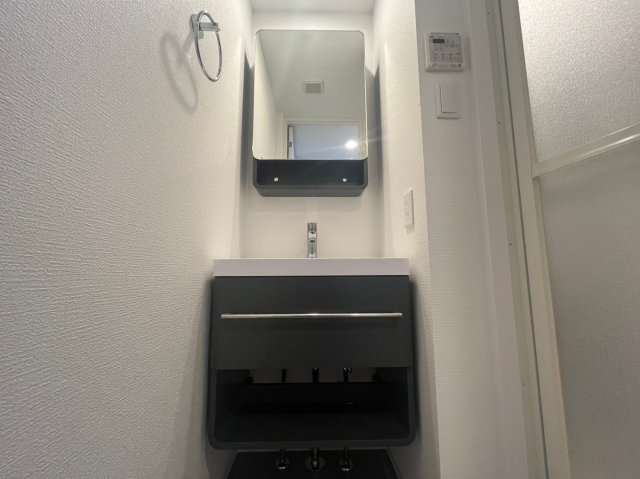 神戸市中央区中町通４丁目の賃貸マンションの洗面所