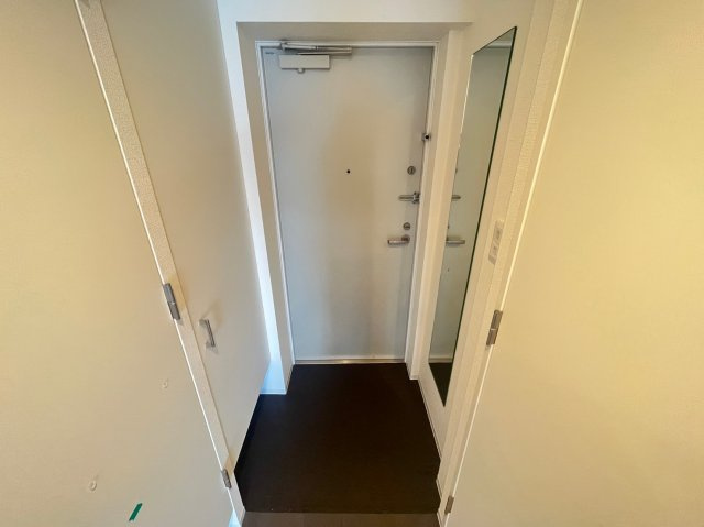 神戸市中央区中町通４丁目の賃貸マンションの玄関