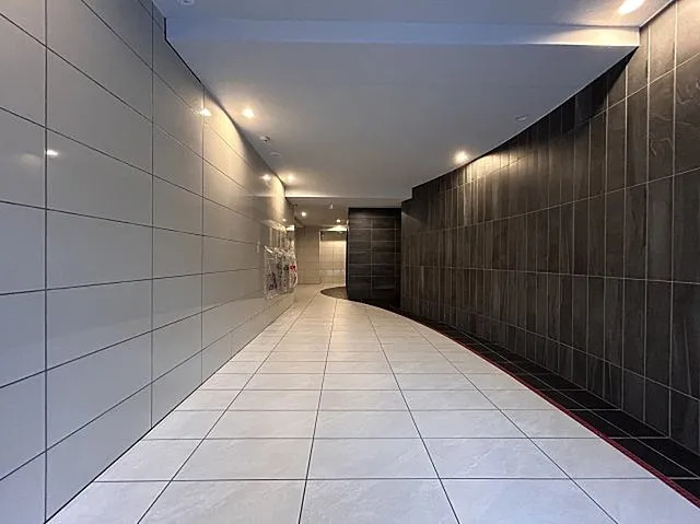 神戸市中央区中町通４丁目の賃貸マンションのロビー