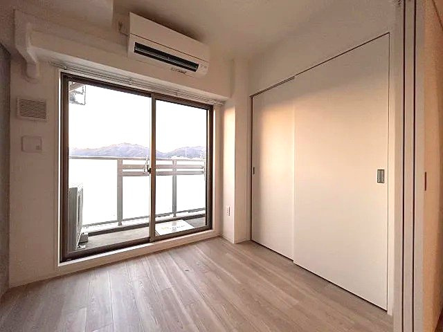 神戸市中央区中町通４丁目の賃貸マンションの居間・リビング