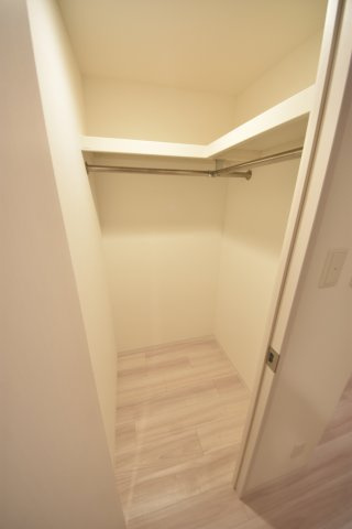 神戸市中央区中町通４丁目の賃貸マンションの収納