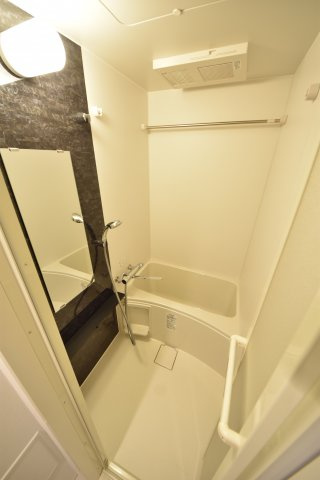 神戸市中央区中町通４丁目の賃貸マンションの浴室