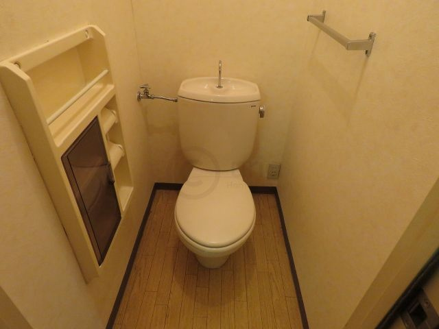 クァトルセゾン六甲道のトイレ
