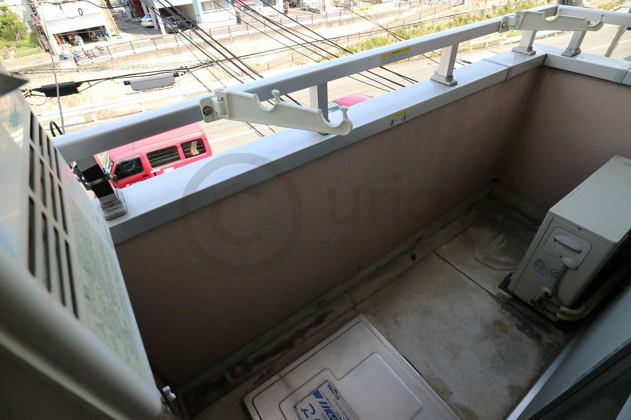 神戸市灘区大石南町１丁目の賃貸マンションのバルコニー