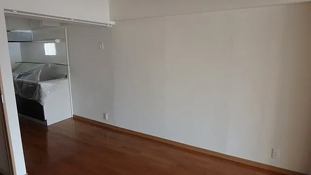 神戸市東灘区岡本４丁目の賃貸マンションの居間・リビング