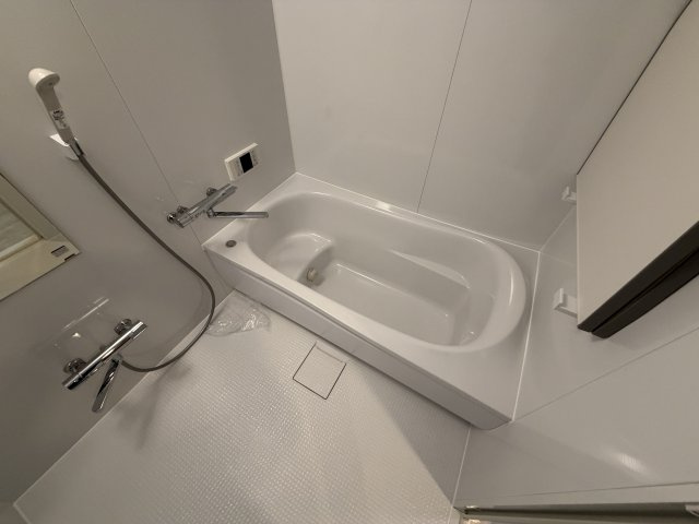 芦屋市翠ケ丘町の賃貸マンションの浴室