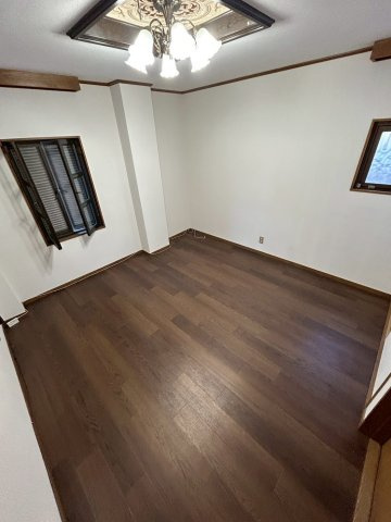 神戸市東灘区岡本１丁目の賃貸マンションの居間・リビング