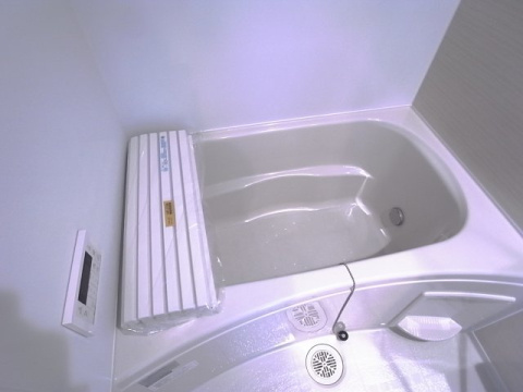 芦屋市南宮町の賃貸マンションの浴室