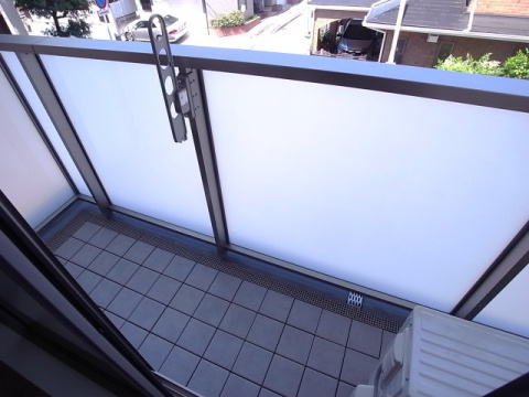 芦屋市南宮町の賃貸マンションのバルコニー