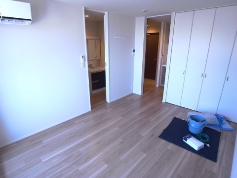 芦屋市南宮町の賃貸マンションの居間・リビング