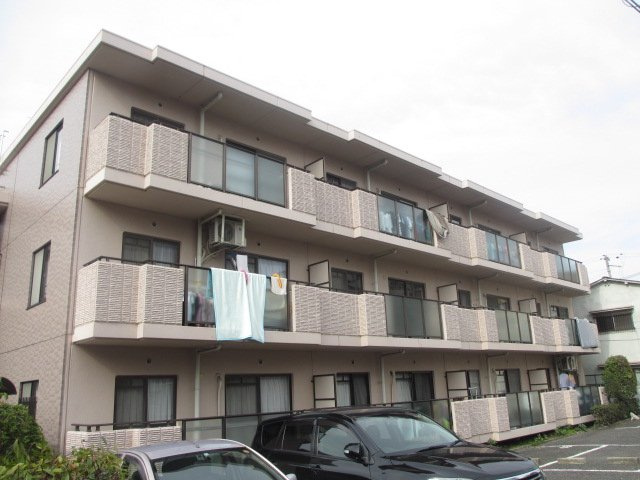 神戸市中央区東川崎町６丁目の賃貸マンション